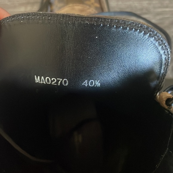 Louis Vuitton Suede Calfskin Monogram Laureate Platform Desert Boots - Picture 4 of 16